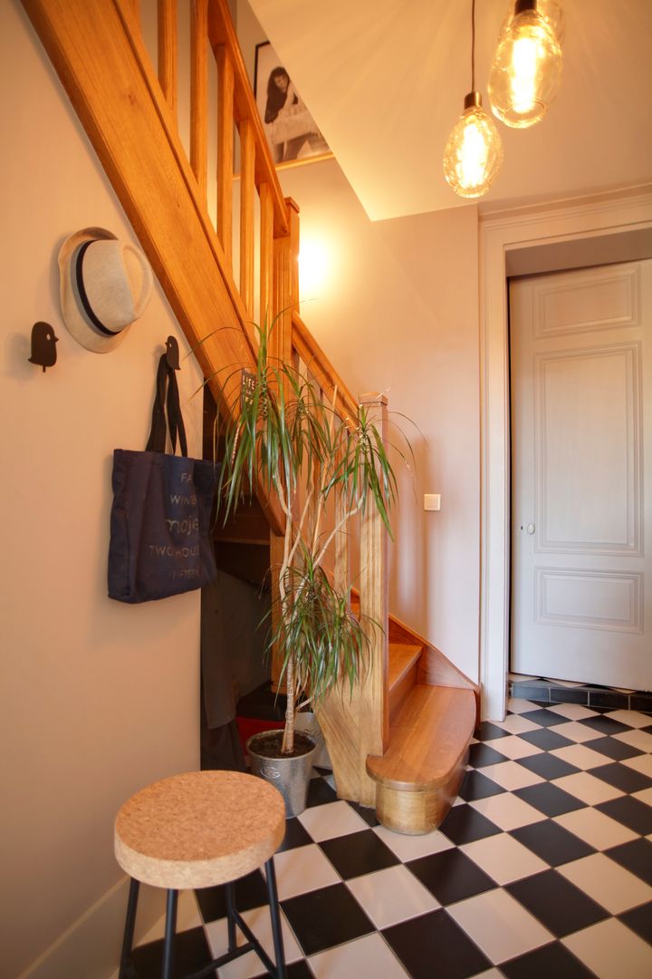 Appartement J, SLAI SLAI Scandinavian style corridor, hallway& stairs لکڑی Wood effect