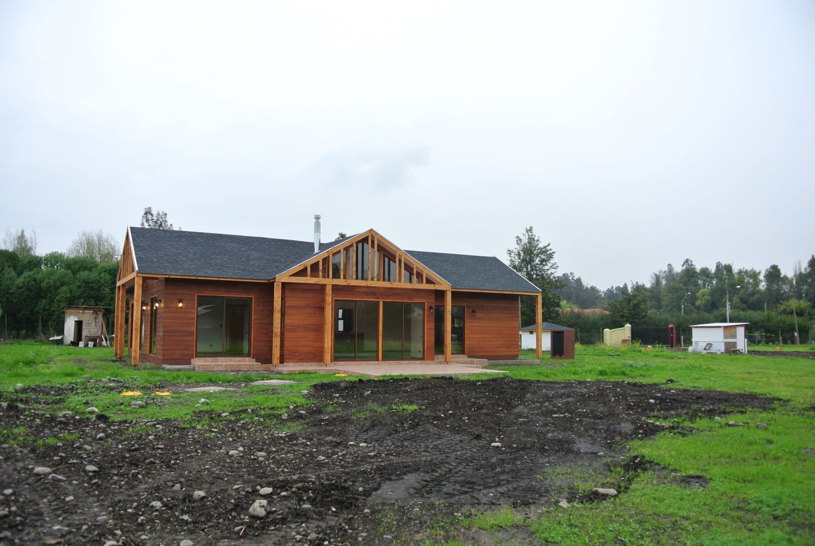 Casa en Talagante, AtelierStudio AtelierStudio Country style houses