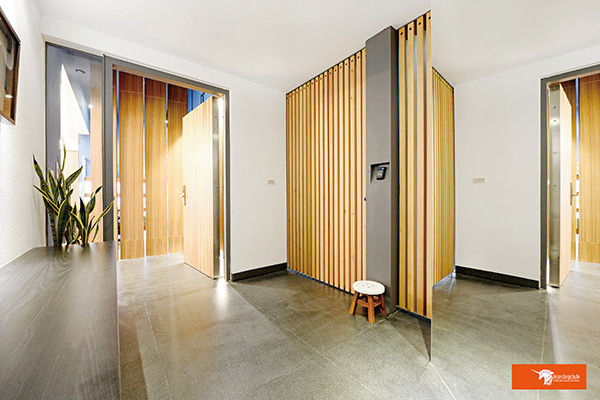 璞玉－Salim's House, Unicorn Design Unicorn Design Eclectic style corridor, hallway & stairs