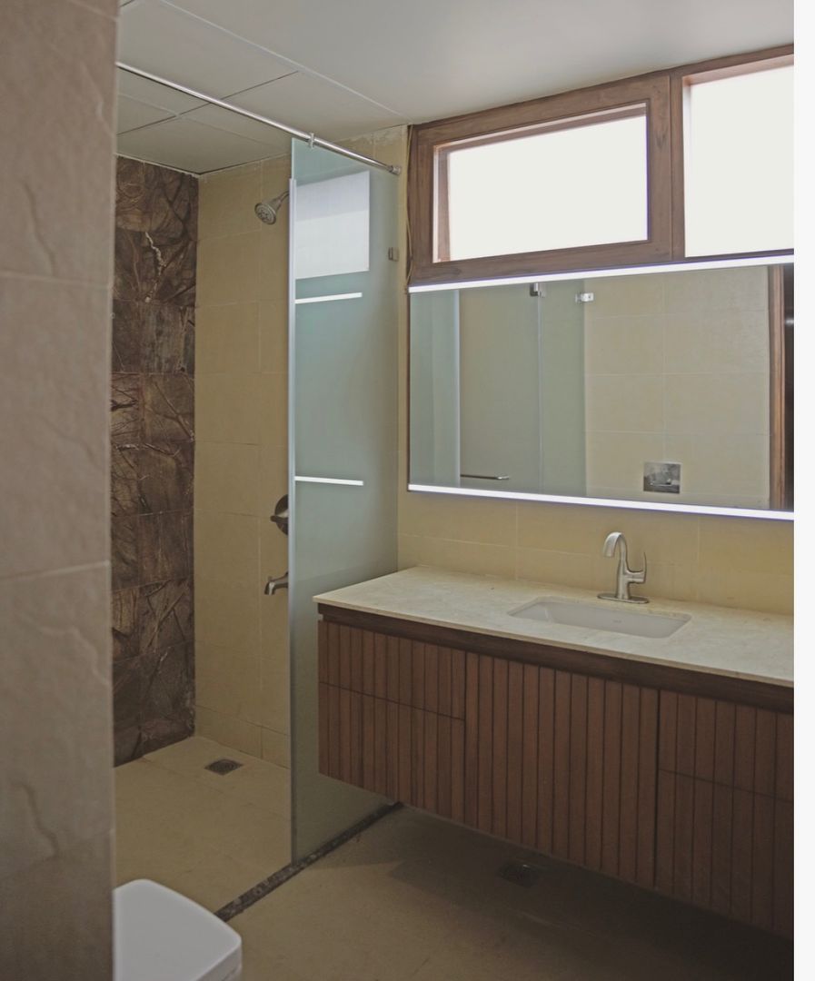 Apartment Interiors in Jubilee Hills, 29 studio 29 studio Modern bathroom