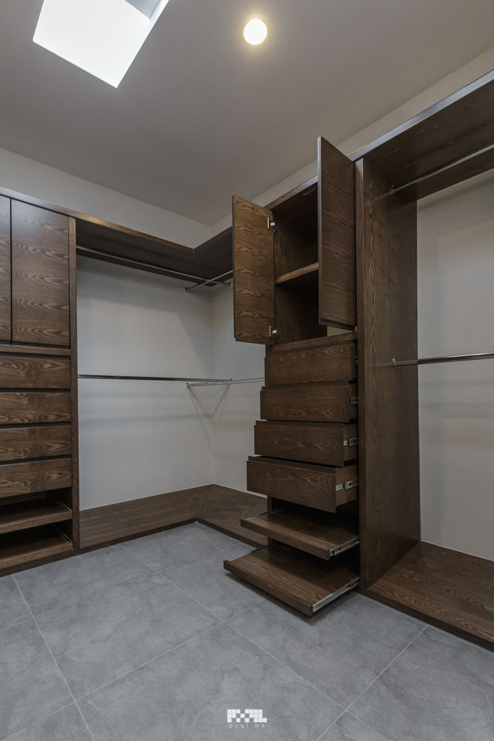 Virreyes 15, 2M Arquitectura 2M Arquitectura Modern Dressing Room