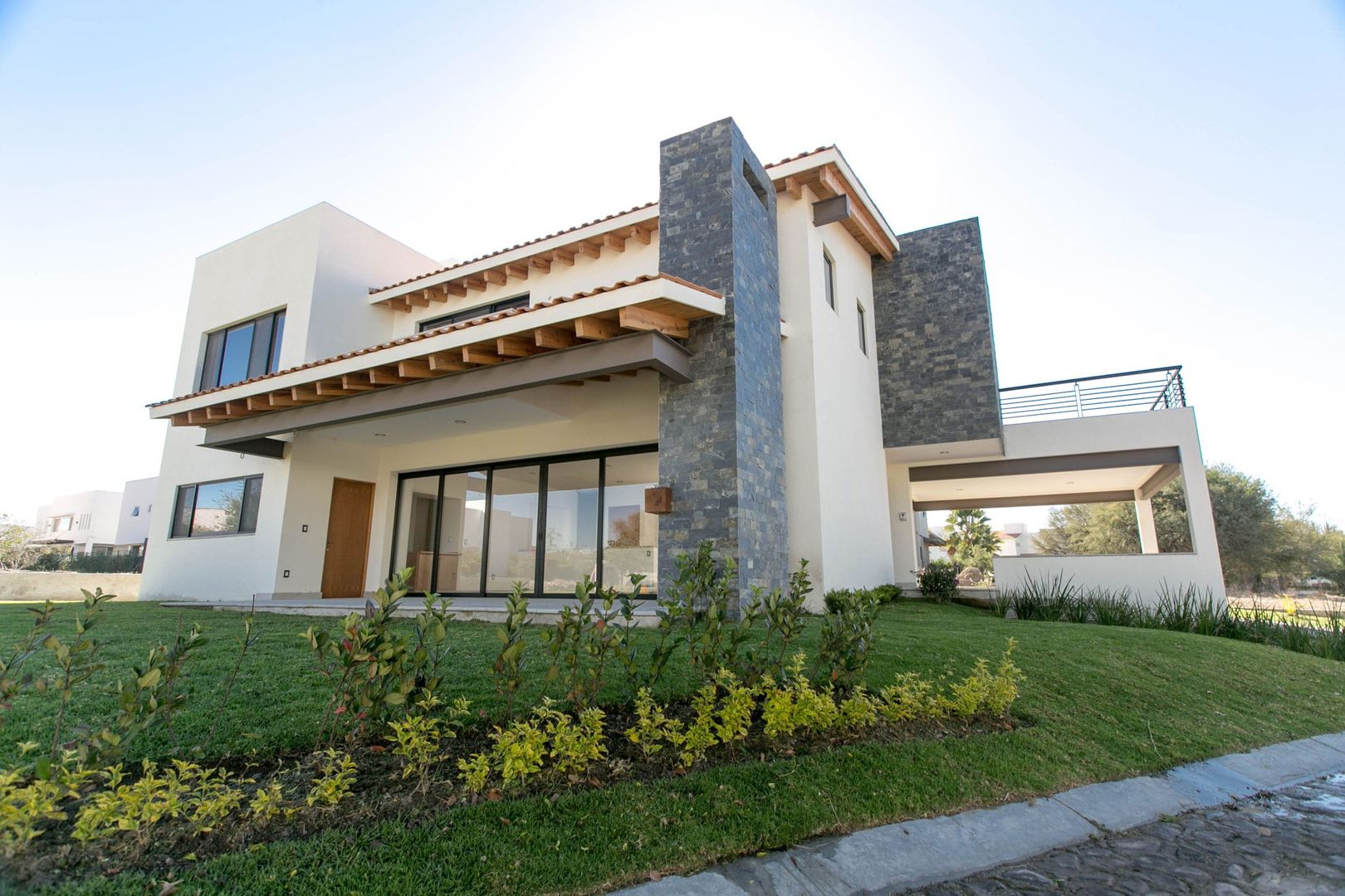 Campanario Purisima 204, Arquitectura MAS Arquitectura MAS Casas modernas