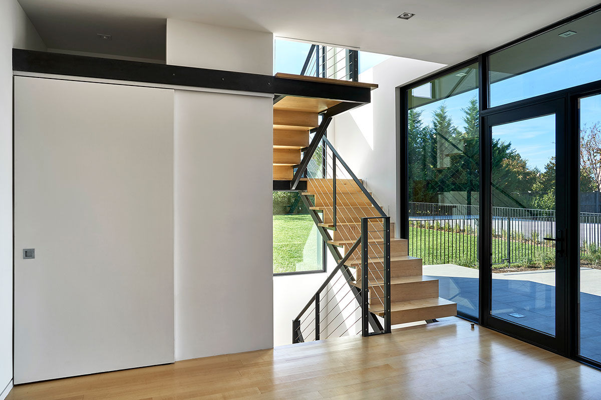 Rosedale Residence, KUBE architecture KUBE architecture Modern Corridor, Hallway and Staircase