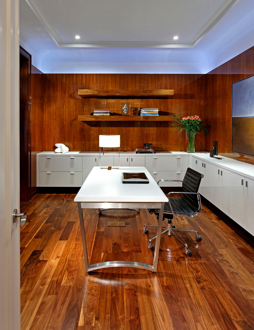 Modern Family, Douglas Design Studio Douglas Design Studio Oficinas