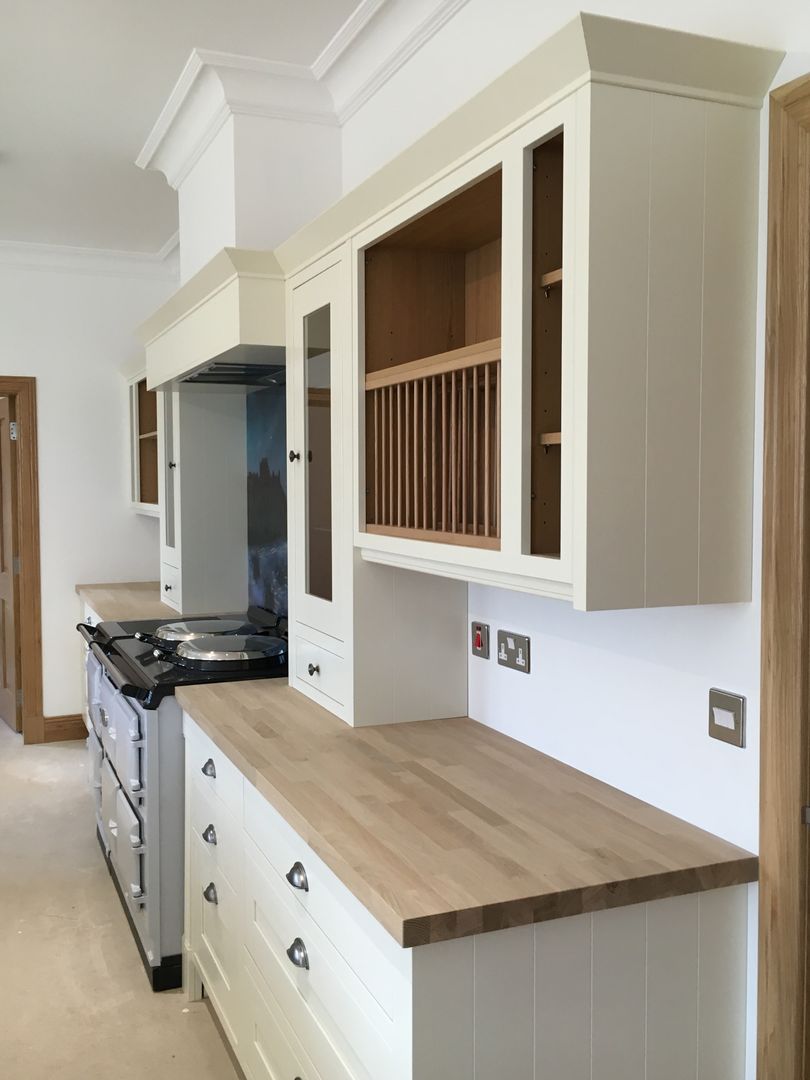 Plot 4, The Views, Gallaton, Stonehaven, Aberdeenshire, Roundhouse Architecture Ltd Roundhouse Architecture Ltd ห้องครัว kitchen,kitchen cabinet,traditional kitchen,kitchen appliances