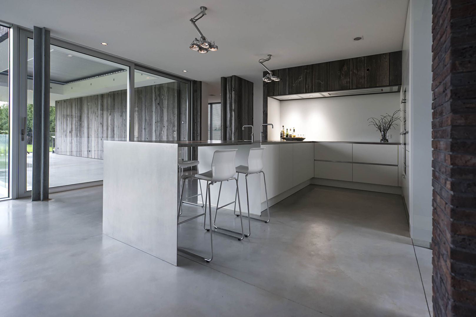 Landrover huis, Lab32 architecten Lab32 architecten Modern kitchen Concrete