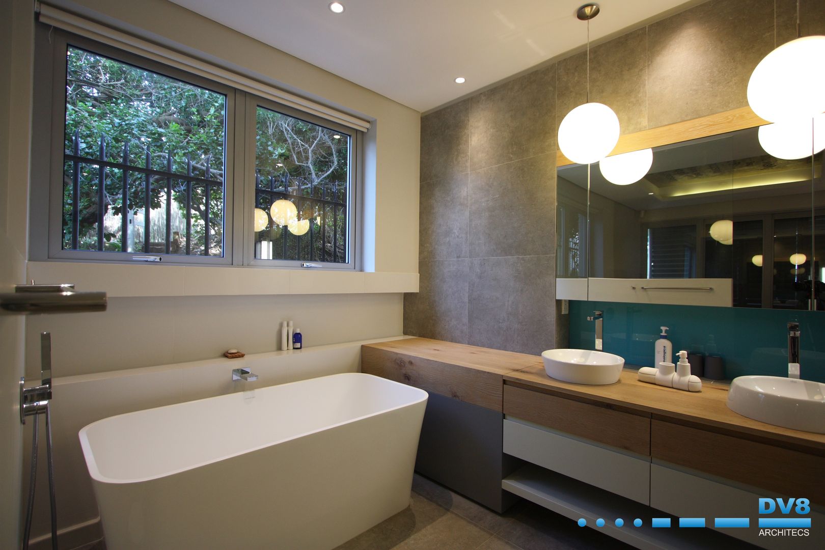 Plettenberg Bay - Beach House, DV8 Architects DV8 Architects Modern bathroom