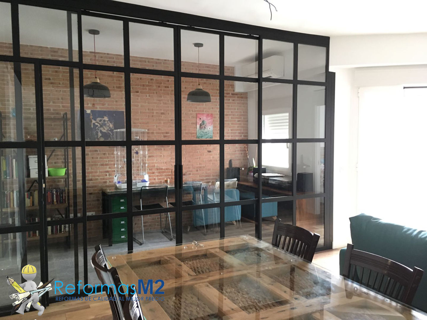 Reforma de vivienda en Madrid, ReformasM2 ReformasM2 Modern style doors Glass Doors