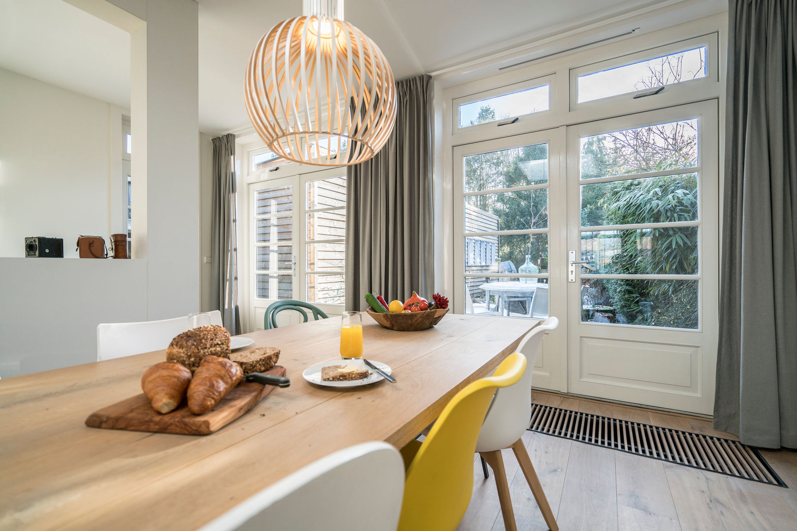 Breakfast in the woods, Masters of Interior Design Masters of Interior Design Modern style kitchen Wood Wood effect