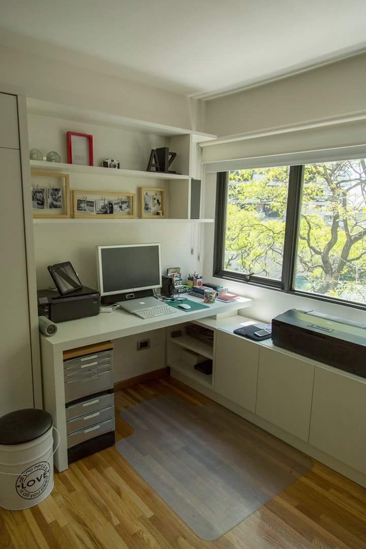 Home-office escritorio MinBai Estudios y despachos de estilo minimalista Madera Acabado en madera Escritorios