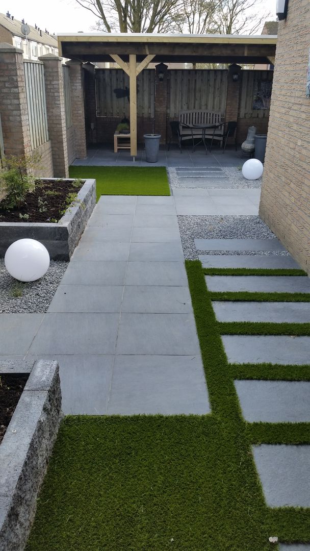 homify Jardines modernos