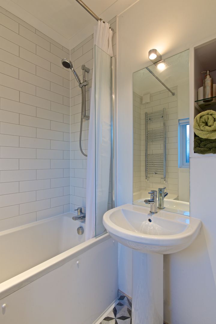 Limetree, Plymouth, ADG Bespoke ADG Bespoke Ванная комната в стиле минимализм