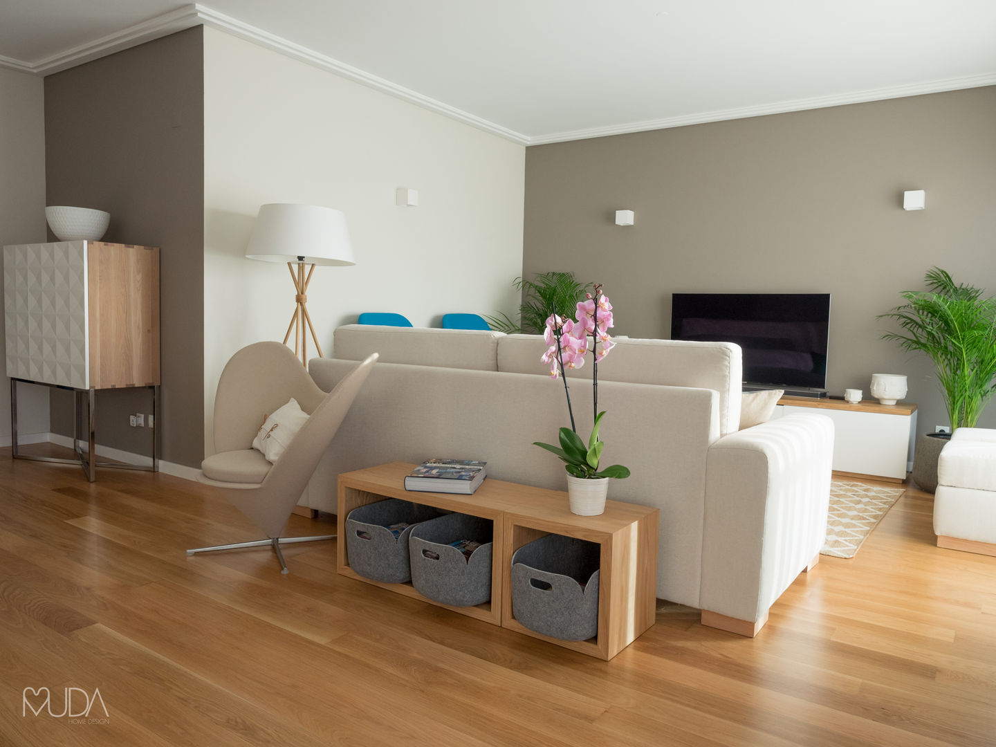 CB Apartment - Lisbon, MUDA Home Design MUDA Home Design Living room