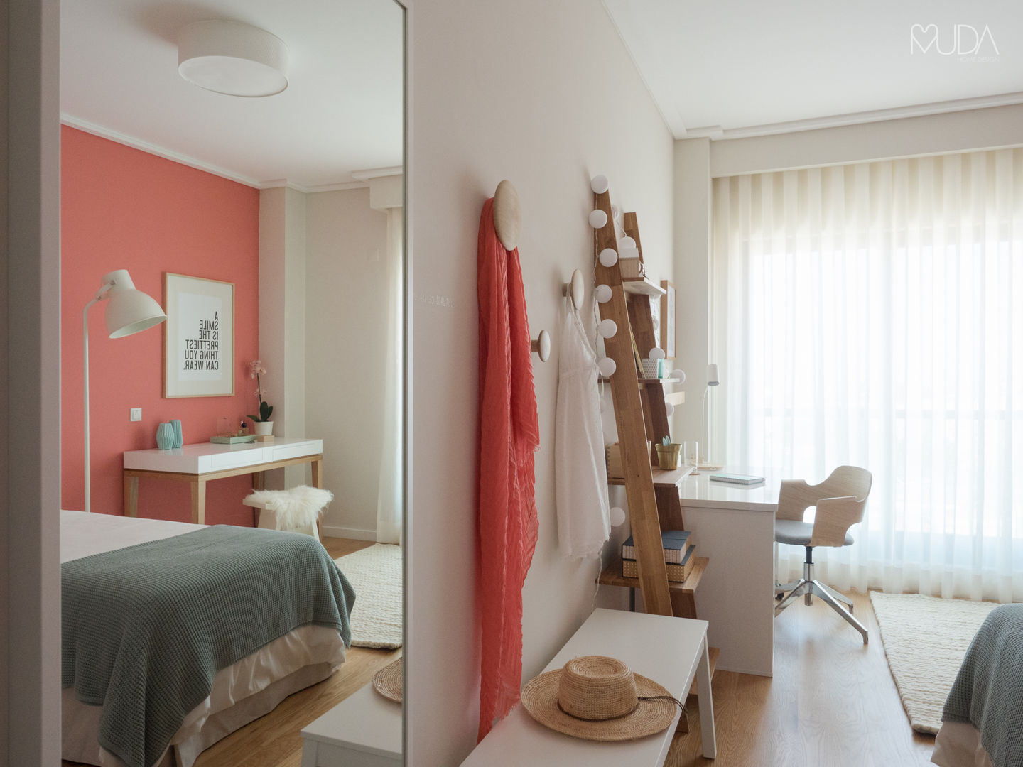 CB Apartment - Lisbon, MUDA Home Design MUDA Home Design غرفة نوم