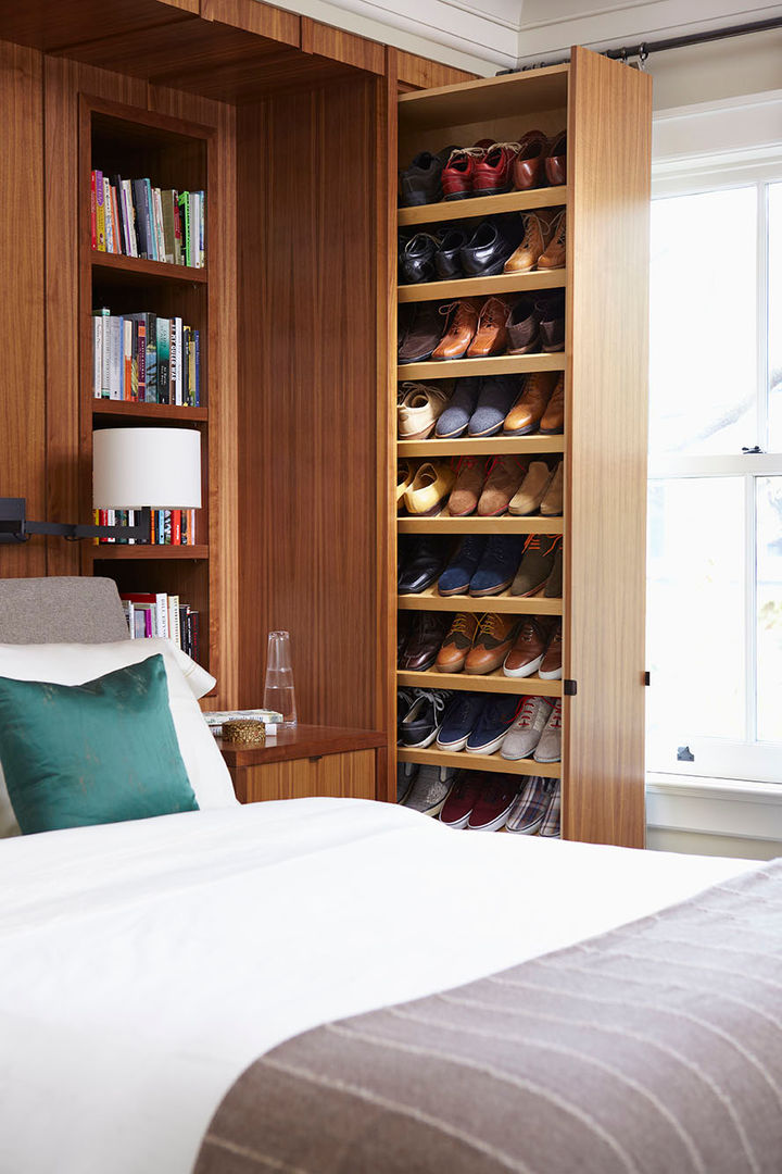 Shoe Storage Douglas Design Studio Classic style bedroom