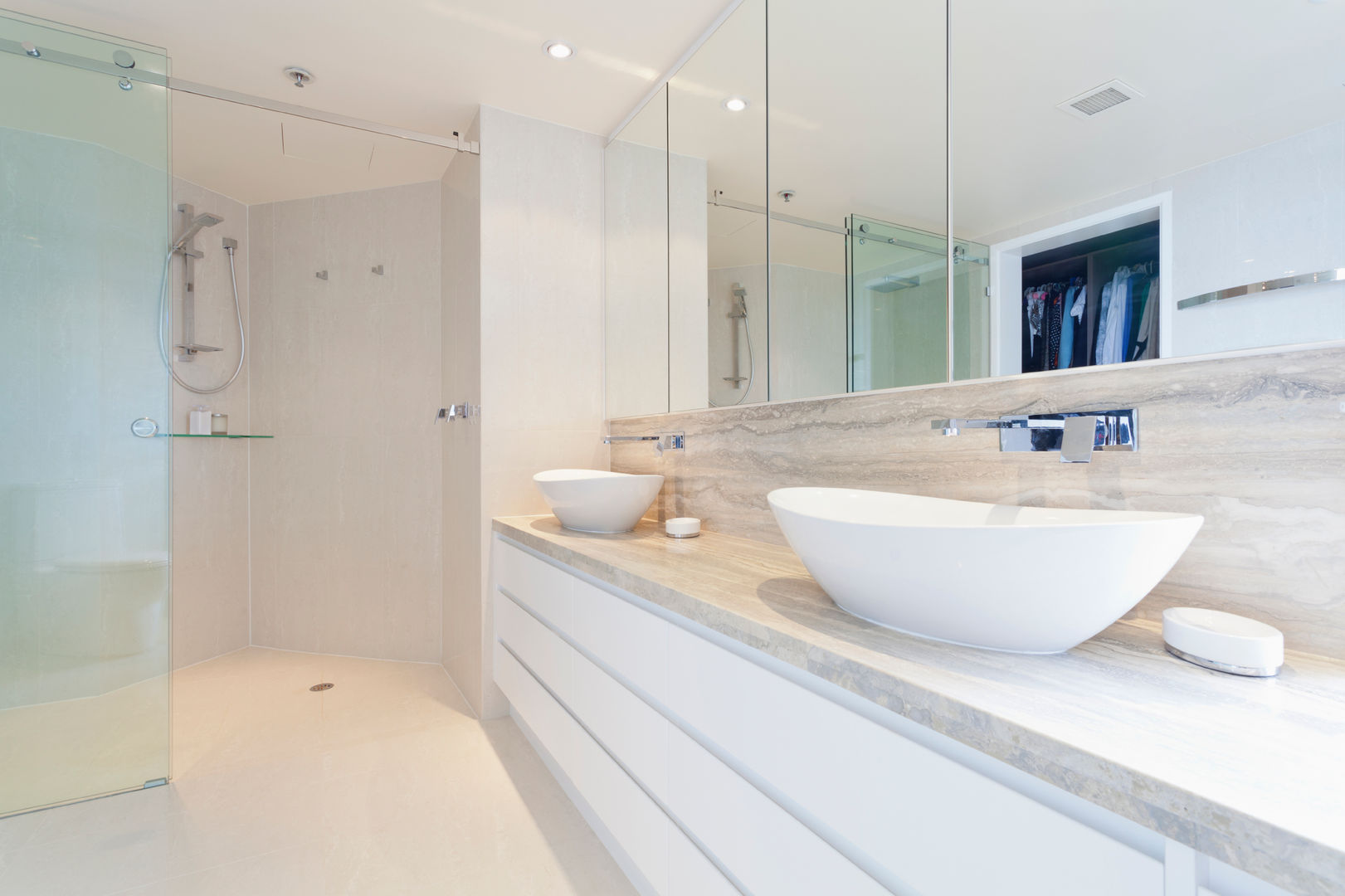 Clean, Modern White Gracious Luxury Interiors Minimalist bathroom