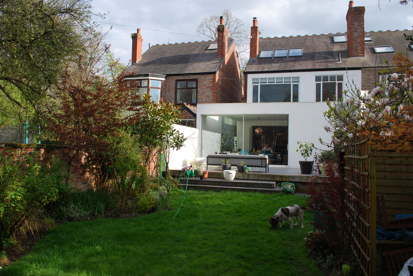 College Road, Manchester., Studio Maurice Shapero Studio Maurice Shapero Minimalist balcony, veranda & terrace