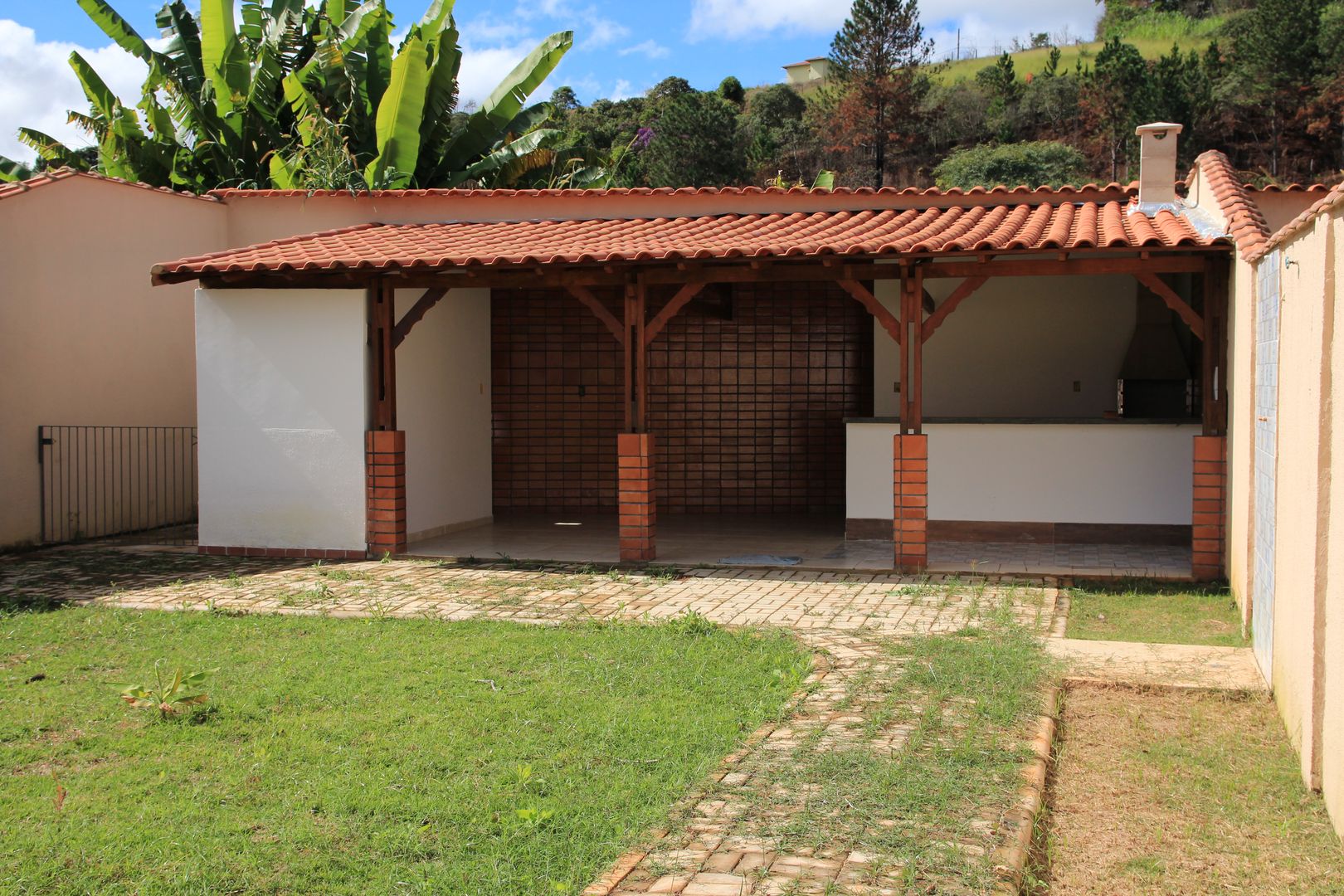 Residência Glauco, Jrmunch Arquitetura Jrmunch Arquitetura Moderne tuinen