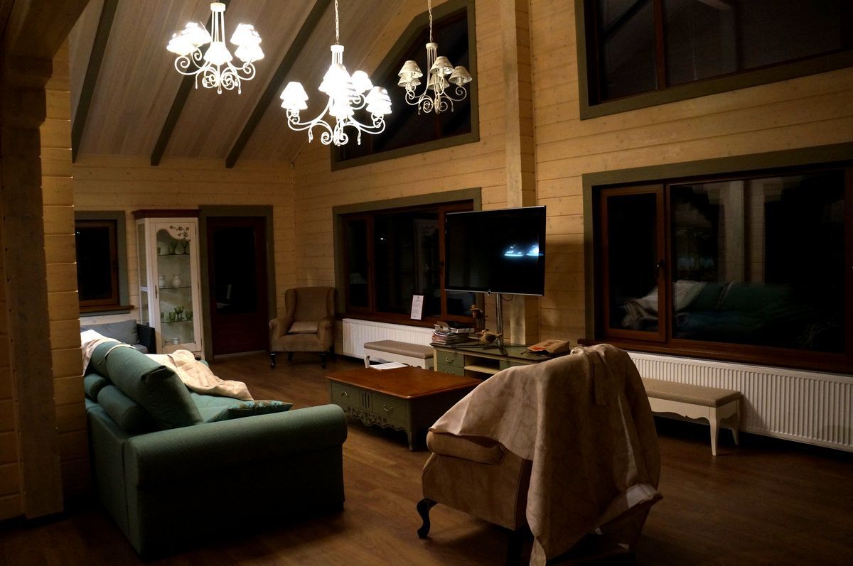 homify Living room Wood Wood effect