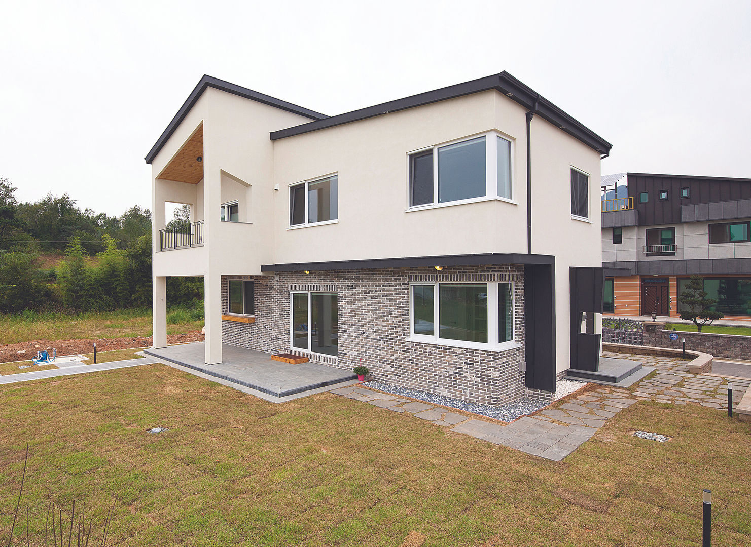 선적리 전원주택, (주)그린홈예진 (주)그린홈예진 Casas modernas: Ideas, imágenes y decoración