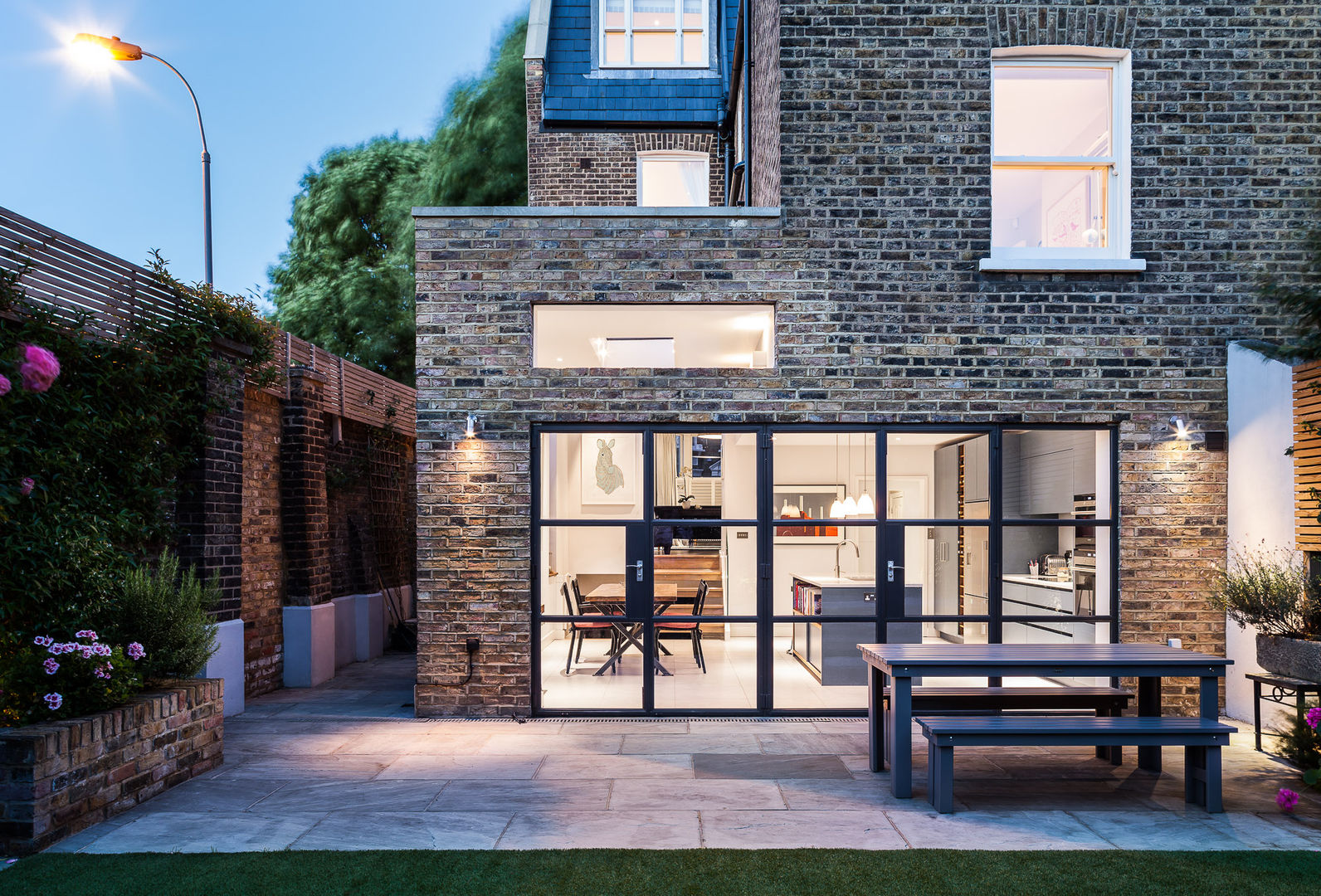 Slot House, London W12, AU Architects AU Architects 現代房屋設計點子、靈感 & 圖片