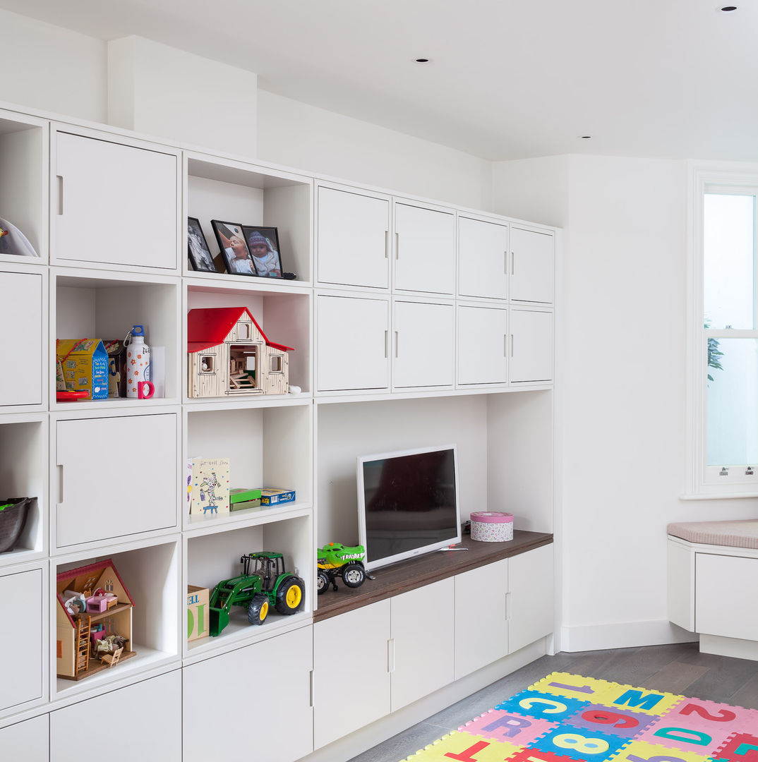 Slot House, London W12, AU Architects AU Architects モダンデザインの 子供部屋