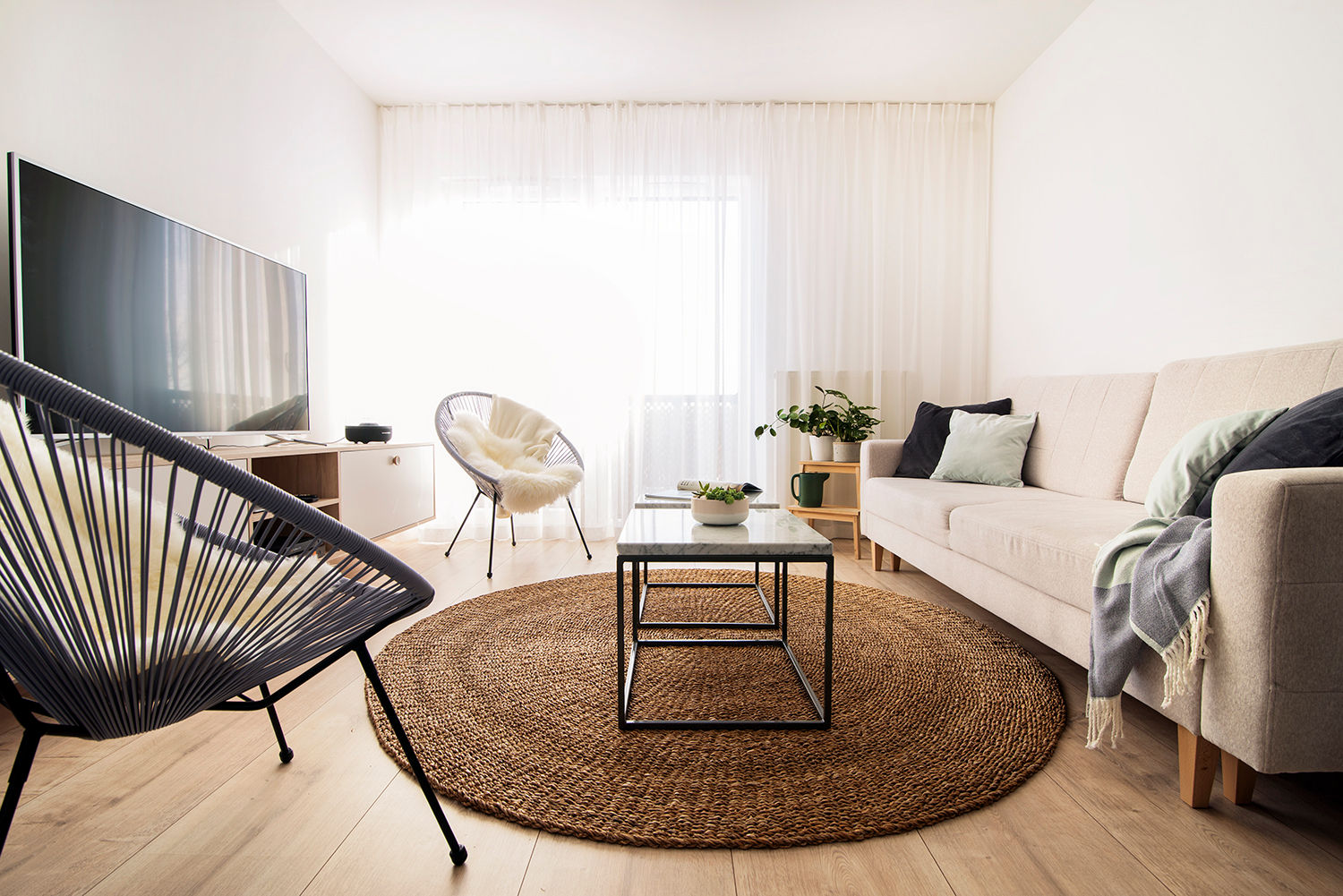 PATIO HOUSE, Pracownia projektowa Na Antresoli Pracownia projektowa Na Antresoli Phòng khách phong cách Bắc Âu