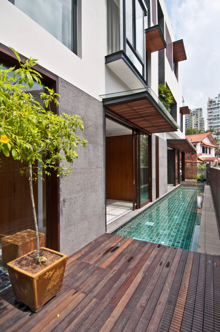 Moonbeam House, ming architects ming architects Modern pool