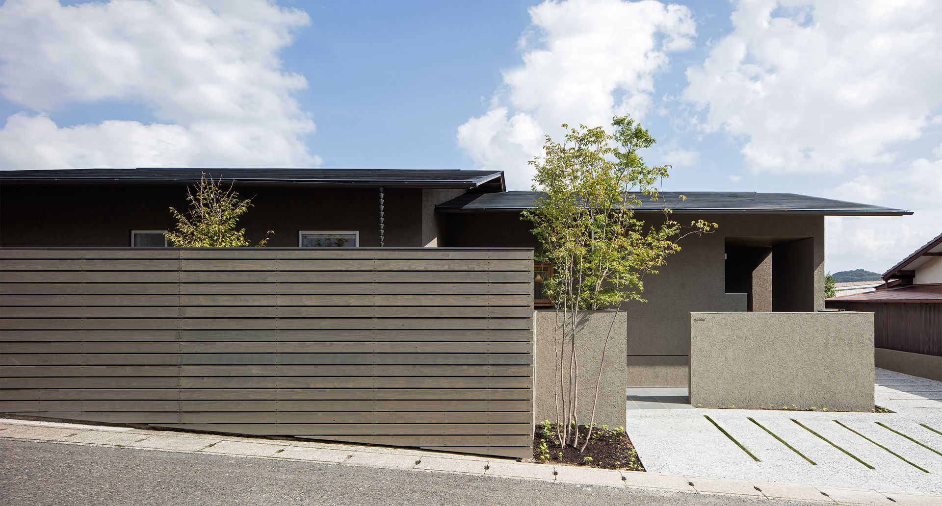 鞘ヶ谷の家 柳瀬真澄建築設計工房 Masumi Yanase Architect Office モダンな 家