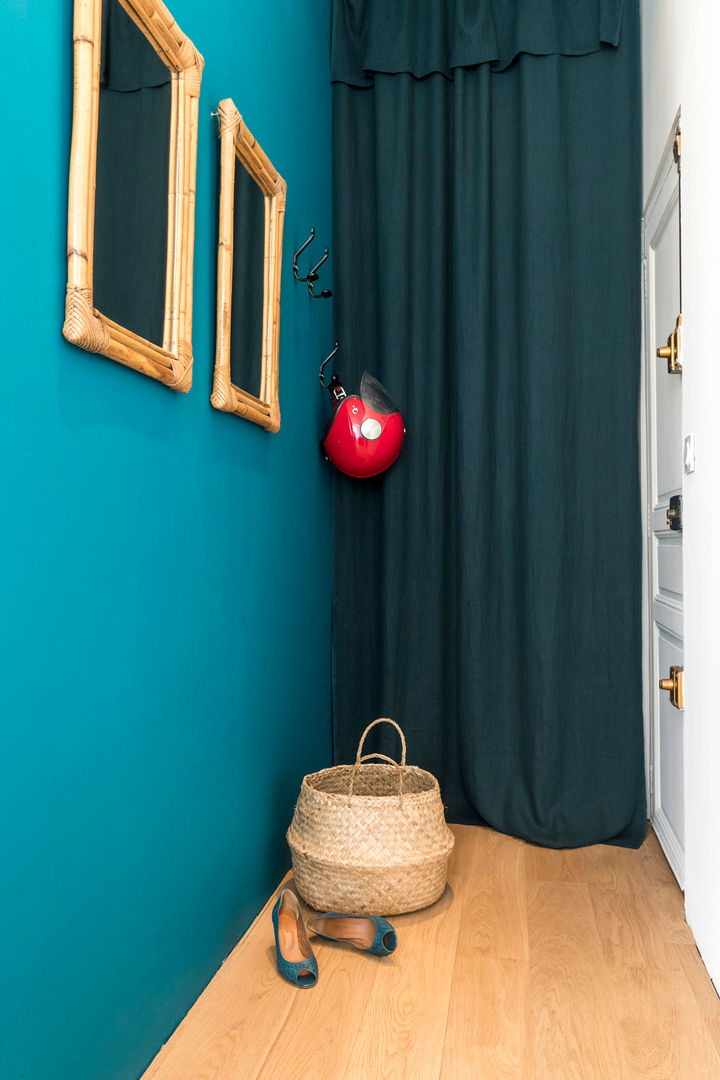 Blue Velvet, Insides Insides Eclectic style corridor, hallway & stairs