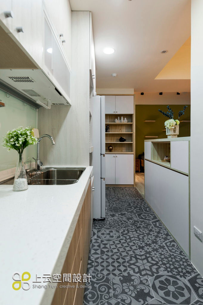 小資最愛 20坪溫馨北歐宅, 上云空間設計 上云空間設計 Scandinavian style kitchen