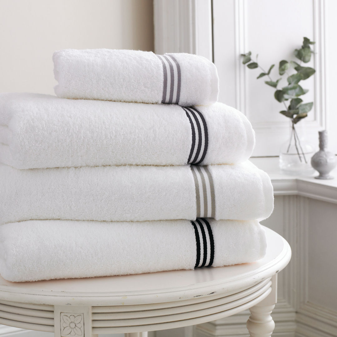 MILANO 700gsm Superior Cotton Towels King of Cotton ห้องน้ำ ฝ้าย Red สิ่งทอและของตกแต่งอื่นๆ