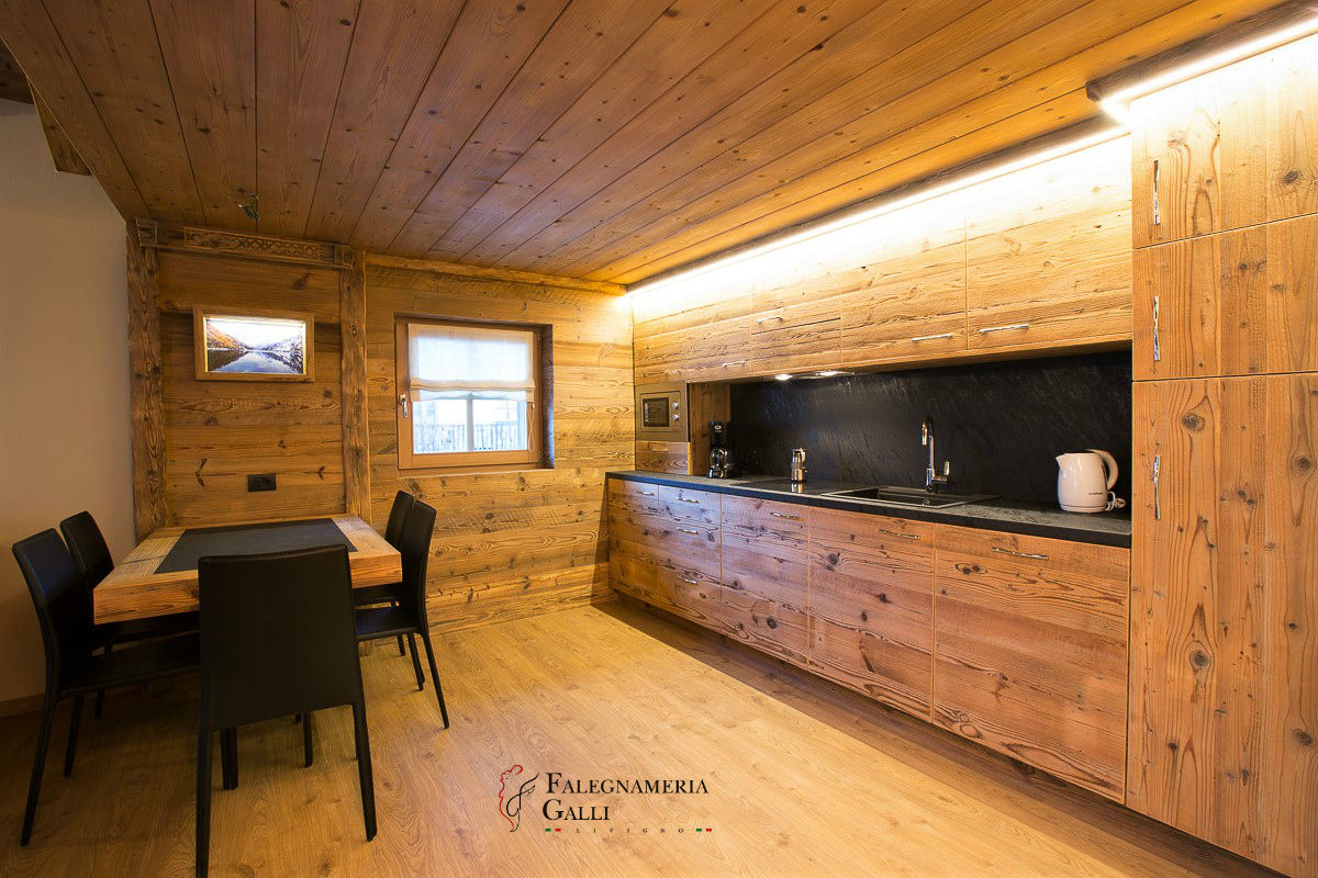 'MOUNTAINS LOVE', Falegnameria Galli Falegnameria Galli Rustic style kitchen