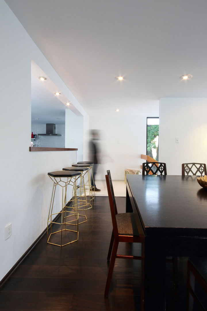 Ampliación de casa en Ciudad de Mexico - Casa BG, All Arquitectura All Arquitectura ミニマルデザインの ダイニング