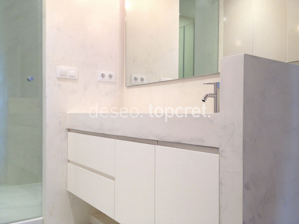 Microcemento® Color Blanco Roto Topcret Baños de estilo moderno microcemento,estuco