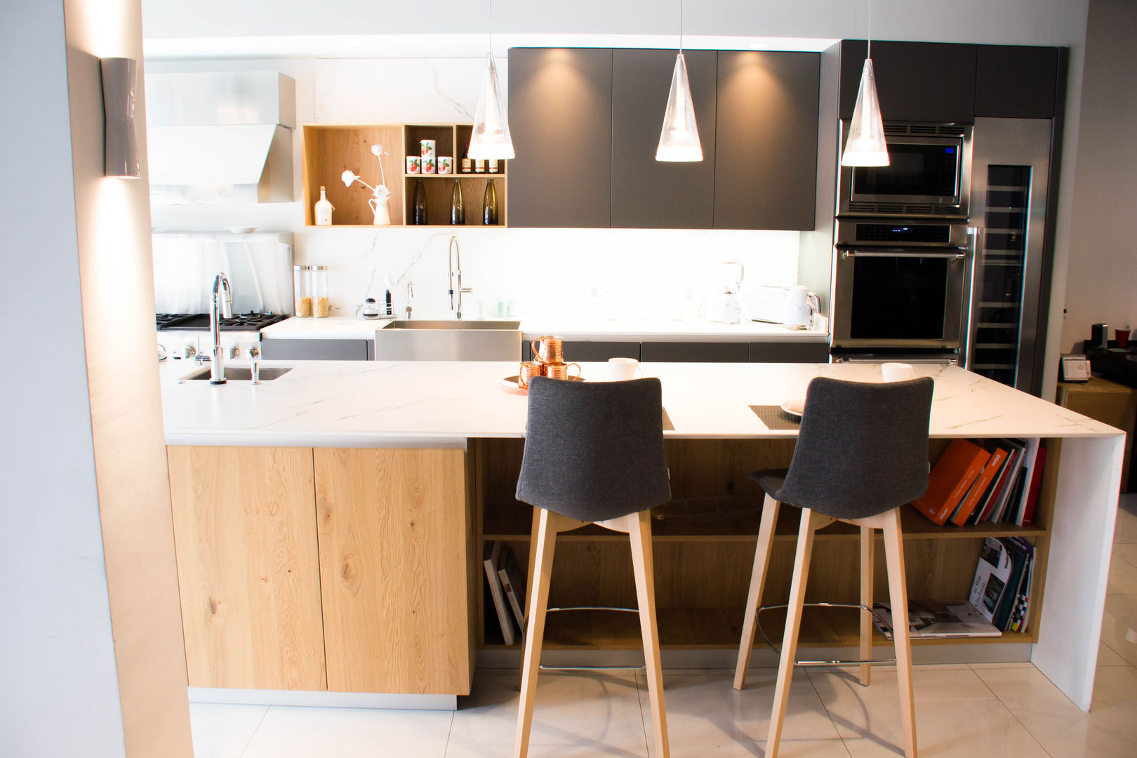 homify Modern kitchen