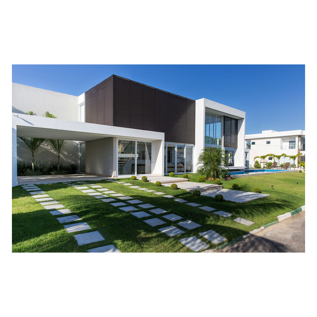Casa MR . Paraíso dos Lagos, Quattro Arquitetura Quattro Arquitetura Minimalistyczne domy