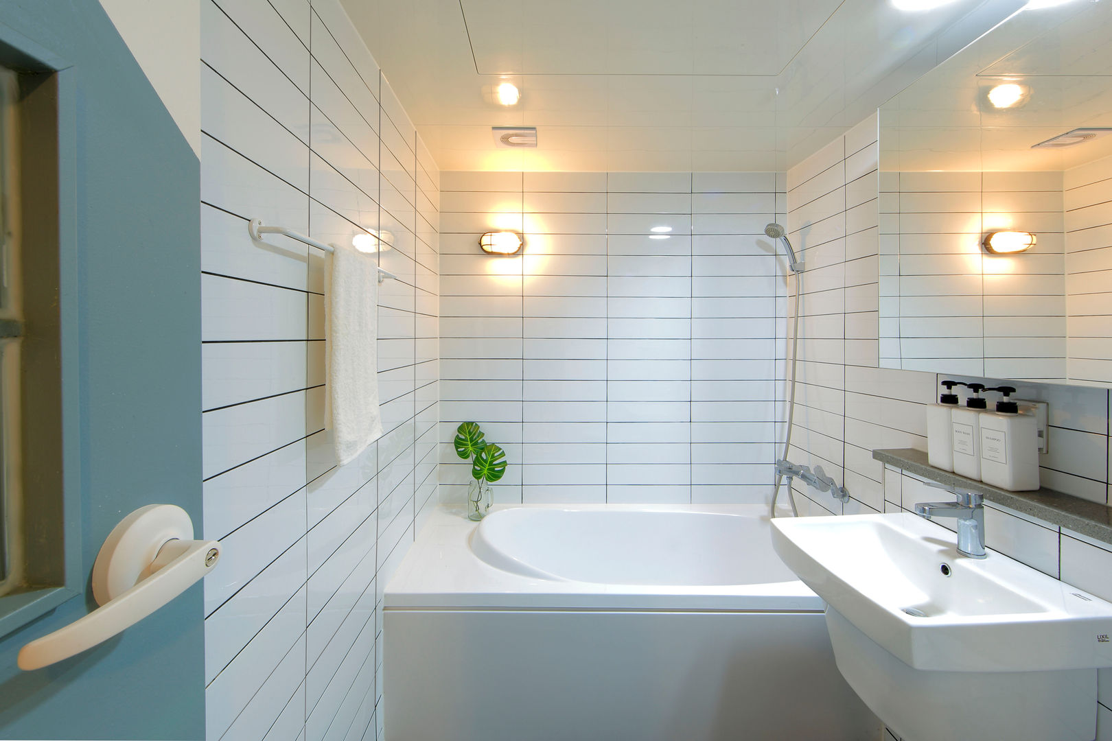 울산 J 씨 주거, designvom designvom Bagno moderno