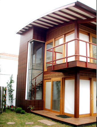 homify Rumah Tropis Kayu Wood effect