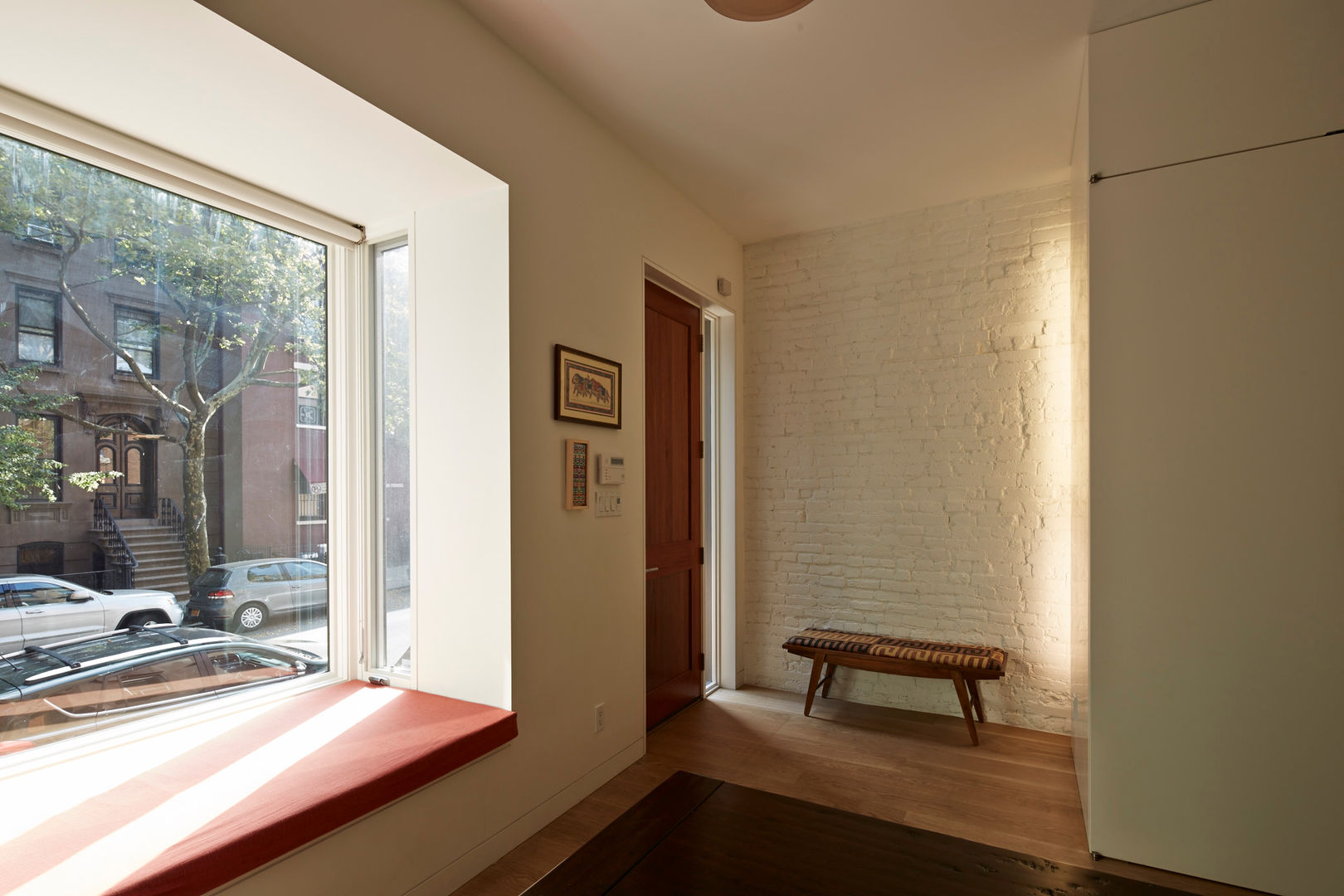 Cobble Hill Townhouse, Sarah Jefferys Design Sarah Jefferys Design Puertas y ventanas modernas