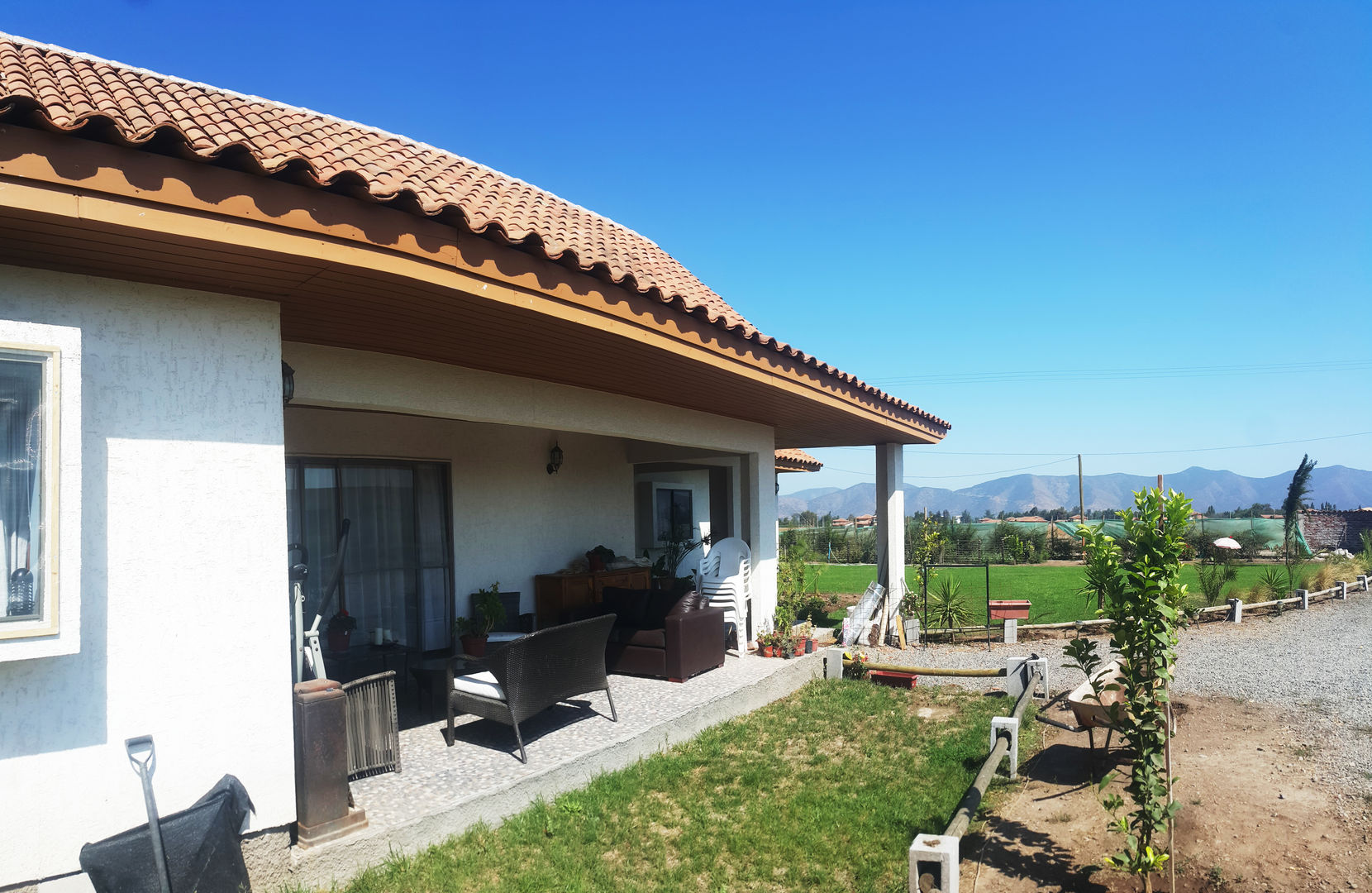 Casa Diaz, Talagante., Toledo estudio Arquitectos Toledo estudio Arquitectos Country style houses