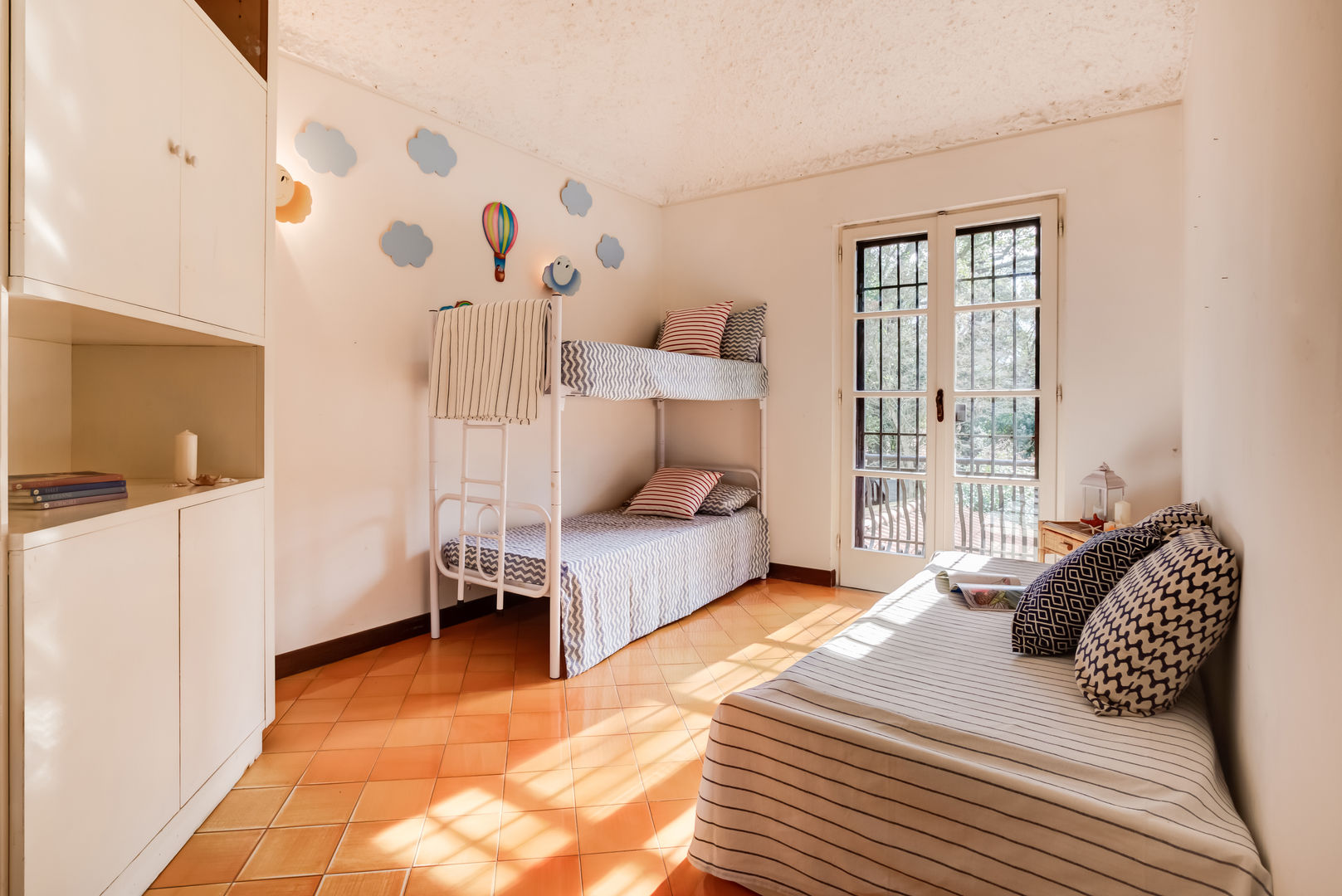 Home Staging - Villa al Mare - Sabaudia, MakeUp your Home MakeUp your Home Mediterranean style bedroom