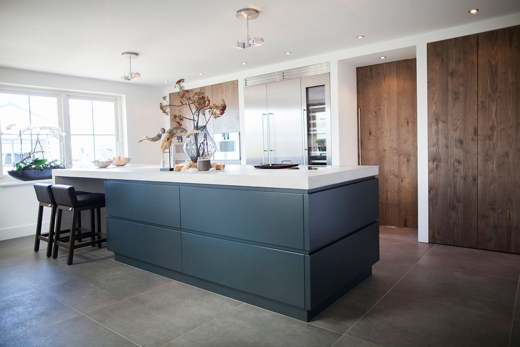 Keuken stoer gestoomd eiken in combinatie met mortex, Wood Creations Wood Creations Industrial style kitchen