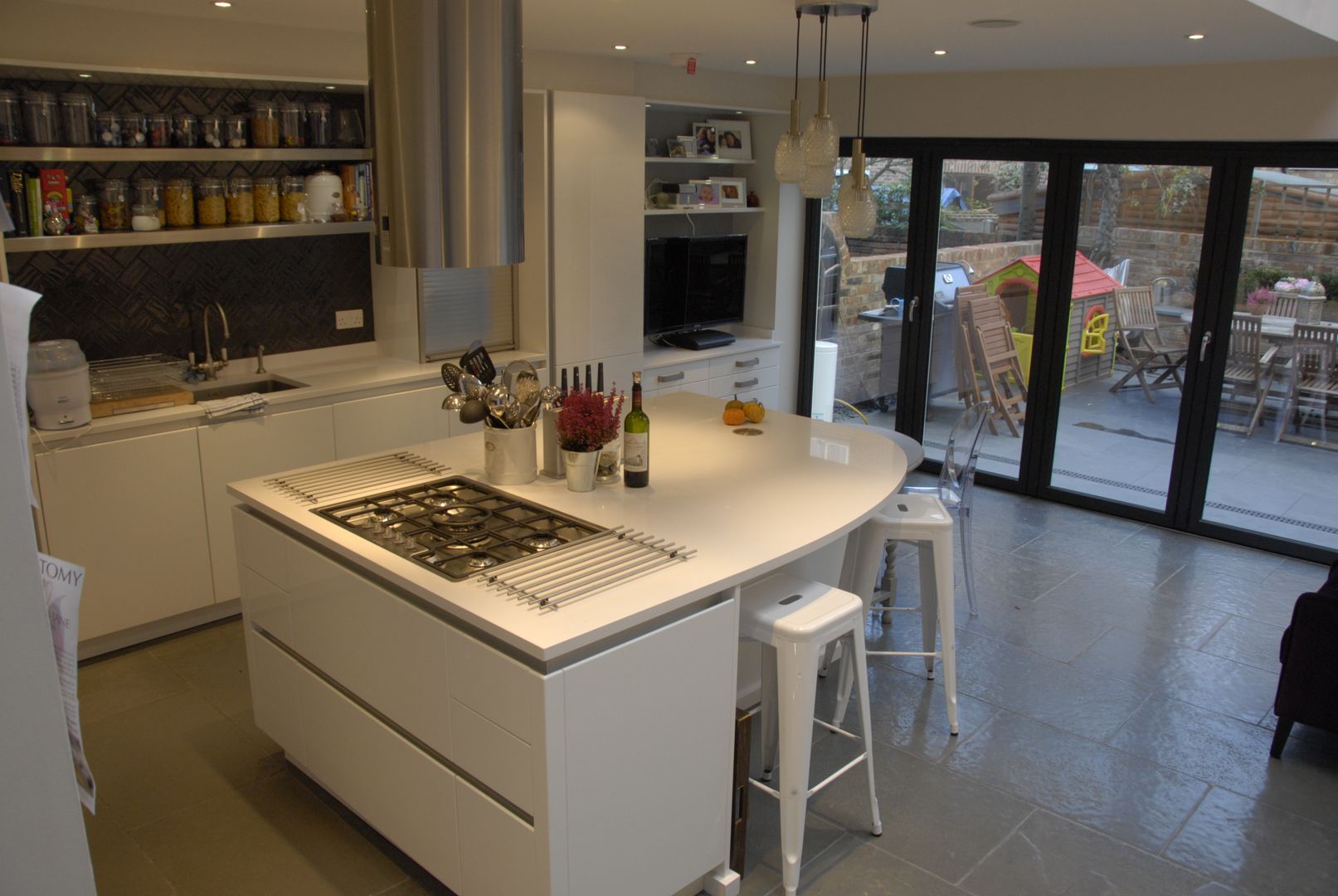 High gloss handleless kitchen Greengage Interiors Cocinas modernas handleless,high gloss