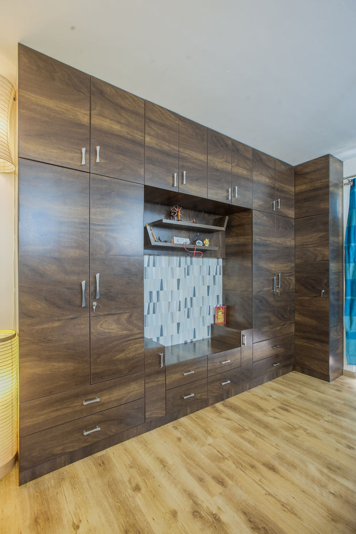 3 BHK partement , In Built Concepts is now FABDIZ In Built Concepts is now FABDIZ Classic style bedroom Plywood