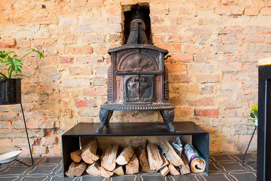 CHIMENEA Guzman Studio Phòng khách phong cách kinh điển FIREPLACE,RUSTIC,Fireplaces & accessories