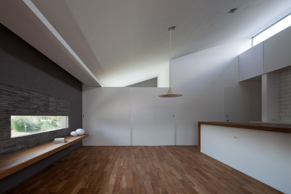 MT-house, 森裕建築設計事務所 / Mori Architect Office 森裕建築設計事務所 / Mori Architect Office Moderne woonkamers