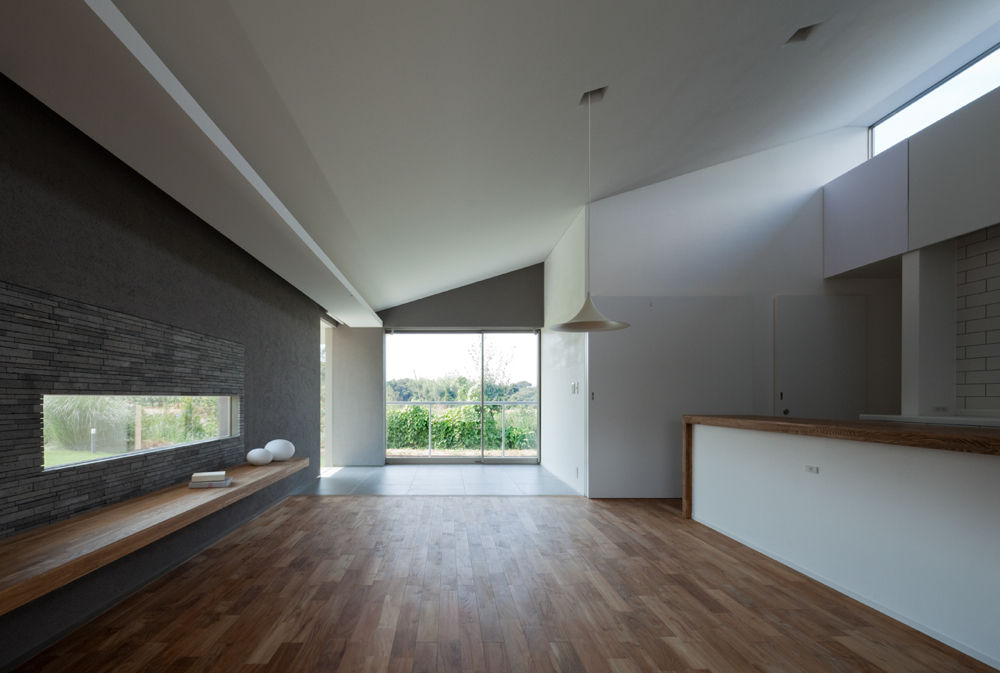 MT-house, 森裕建築設計事務所 / Mori Architect Office 森裕建築設計事務所 / Mori Architect Office Moderne woonkamers