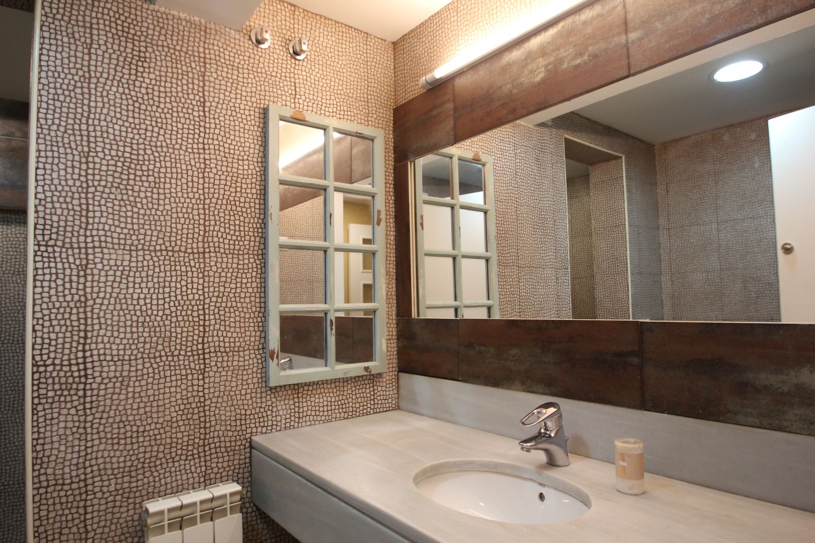 VIVIENDA EN C/RABASSA, BARCELONA, Espai Interior Home Staging Espai Interior Home Staging Modern bathroom