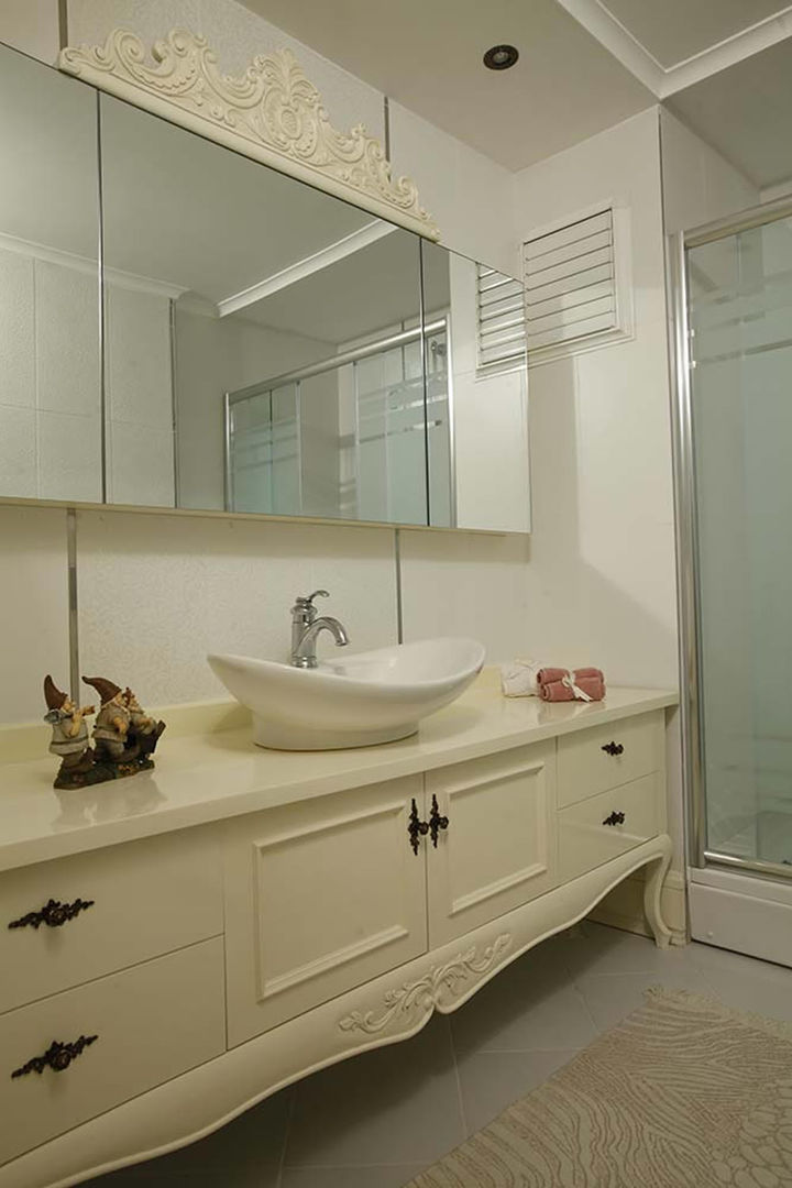 Akasya Residence 2, Öykü İç Mimarlık Öykü İç Mimarlık Klasik Banyo
